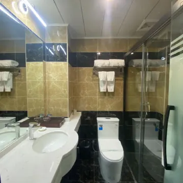 Luochuan Lidu Shengshi Hotel