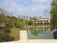 Donghu Hotel - con vista montagne