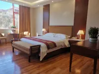 爐霍耶奧大酒店