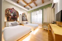 อินน์ลู่เหยา (เคเบิลคาร์ภูเขาเทียนเหมิน จางเจียเจี้ย)