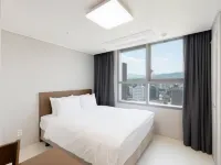 Donghae Oceancity Residence Hotel 東海市のホテル