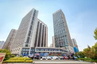 Yihai Yijia Seaview Cinema Apartment (Wanda Plaza)