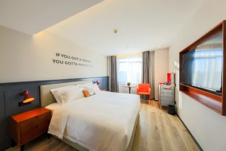 City Collection Hotel (Beijing Materials College Universal Studios Baliqiao Branch)