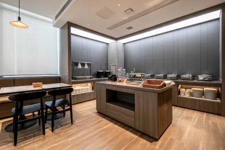 HanTing Hotel (Ezhou Gedian South Station) Отели в г. Эчжоу