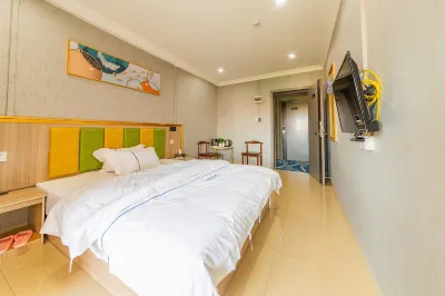 Bojing Boutique Apartment (Foshan Sandi Airport Shop)