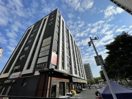 JI Hotel (Shenzhen Nanshan Wanke Yuncheng)