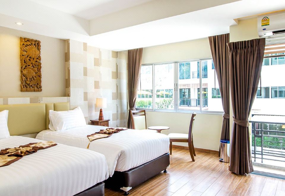 수완나품 빌라 에어포트 호텔 외부 전경