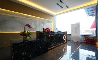 Chaoman Hotel (Datong Guangling Branch)