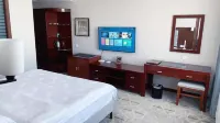Xianghai International Hotel Hotels in Tongyu
