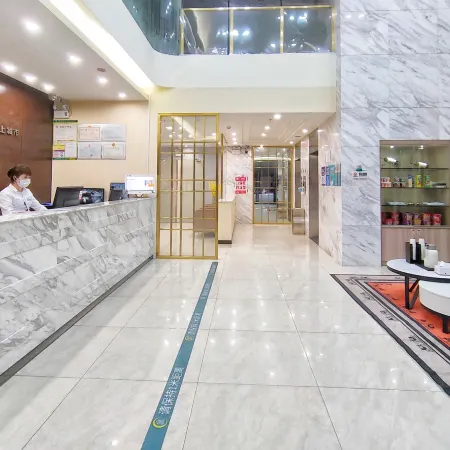 City Express Hotel (Guangning City Center Square Branch)
