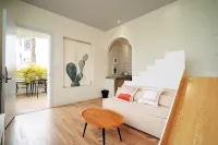 Beihai Yintan Haibei Homestay (Beihai Yintan International Passenger Port) Hotels in Beihai
