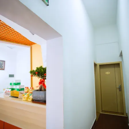 Juyi Business Hotel