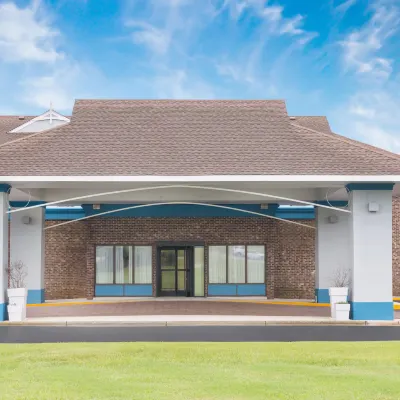 Holiday Inn Express KITTY HAWK – OUTER BANKS by IHG Hotels near Walmart Supercenter