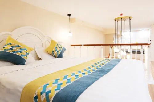 Qingyu Light Luxury Loft Apartment (Changchun Xiangshang Mansion)