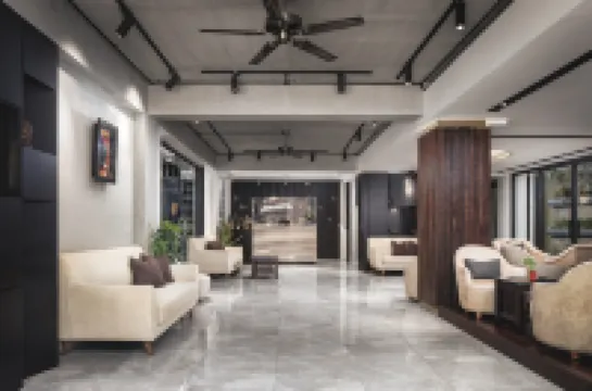 國王精品大飯店 Preah Sihamoni Museum附近的飯店