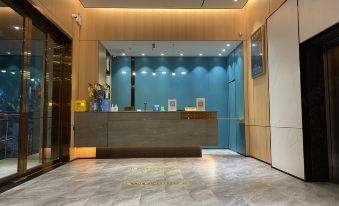 Longhui Hotel (Guangzhou Nansharon Xuedao Branch)