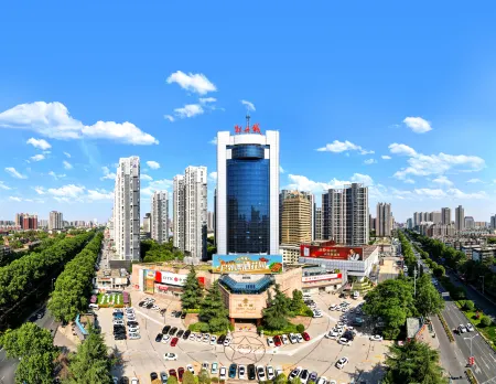 PEONY PlAZA Отели рядом с достопримечательностью «Mudan Square»