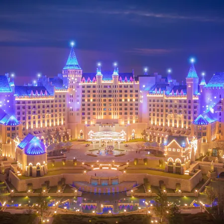Zhengzhou Yinji Ice and Snow Hotel