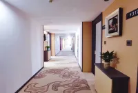 如家睿柏·雲飯店（望江客運中心店）