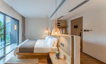 Qingyuan Qushu Rongchuang Xigu Secret Land Hotel