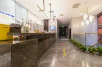 Player E-sports Hotel (Zhengzhou Zijingshan Subway Station)