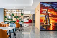 Shankee Hotel (Suining Gaotiezhan Wanda Plaza) Hotels in Suining