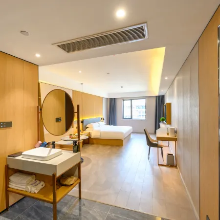 EZ Boutique EZBoomtel Hotel (Ningbo Yuyao Railway Station Yangming Ancient Town)