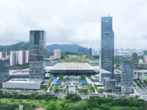 Pullman Shenzhen North Hotels near Shenzhenbei Railway Station