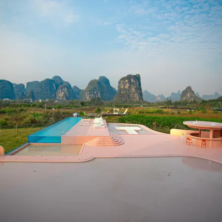 LS Hotel (Guilin Liangsu)