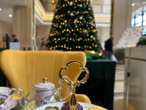 โรงแรมเฟิร์สฮอตสปริง