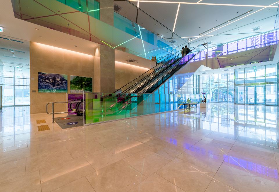 3. 어반스테이 레지..