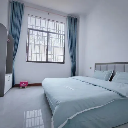 Lichuan Ruixue Homestay