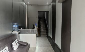 Congjiang Yangyang E-sports Hotel