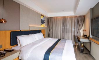 Homeinn Selected Hotel (Wenquan County Bogeda)
