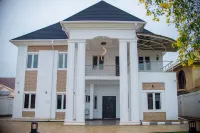 Ekulu Apartments Hotele w: 