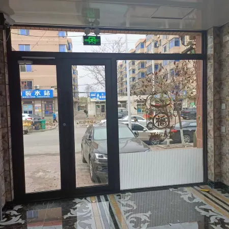 Fuqiang Guest House (Gongnong Road Branch) Отели рядом с достопримечательностью «Dashiqiao Mizhen Mountain»