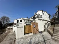 Jiuhua Mountain Bamboo Mountain Homestay (Meat Body Palace) Hotels near Daoseng Cave