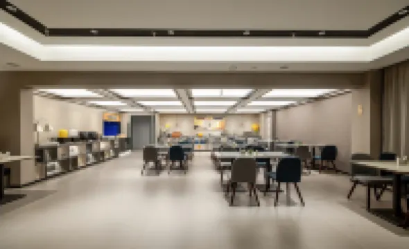 Homeinn Selected Hotel (Yizheng Xupu Station)