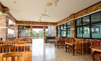 Buengngarm Resort