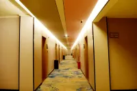 Home Inn-Ruibai Cloud Hotel, Paifang Road, Sunshine Coast Trade Street, Shexian County, Handan Hotels in She County