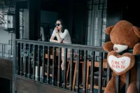 Golden Dragon's Mountain Glow Inn Hotels near Sanjia Village