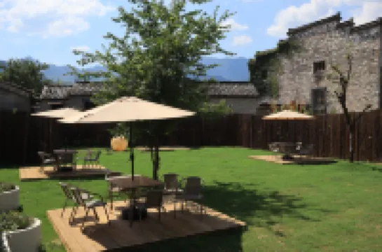 Like your luxurious hot spring homestay in the courtyard