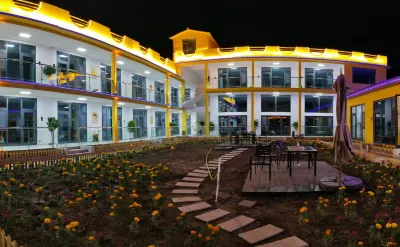 Nalati MuGeXiangShe Hotels in Xinyuan