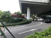 Hailuowan Sea View Resort Apartment (Yangjiang Hailing Island Agile Gold Coast Branch) - ที่มีที่จอดรถ