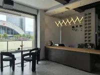 Yujianhai Terrace Seaview Homestay (Lighthouse Museum)