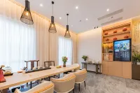 Urba Hotel (Xiamen Jimei School Village Sea Bike Lane Store) - สระว่ายน้ำส่วนตัว