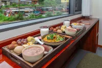 Weijian Zhaoxing Homestay (Zhaoxing Dong Village) Hotels in Liping