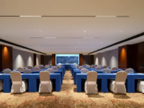 ROYGEM Hotel (Longfor Yantai Longkou Paradise Walk, Yantai) Hoteles en Longkou