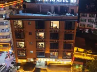 Langao Riverside Leisure Homestay Hotels in Langao