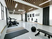 Siji Wanhui Hotel (Zhaoqing Sihui Yueyun Bus Station) - Fitnessstudio